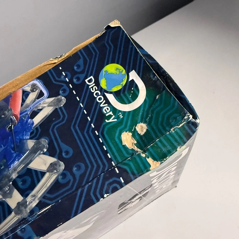 Discovery Kids Build Create Roboti STEM Kit 3 Robots 9 Designs Solar Salt Power